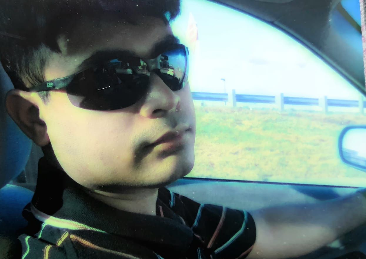 Old picture when I used to drive 260 km between Austin San Antonio 3 times a week, I did this for years.